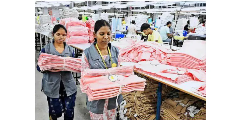 Tamil Nadu Textile Industry Faces Rising Production Costs Amid West Asia Conflict